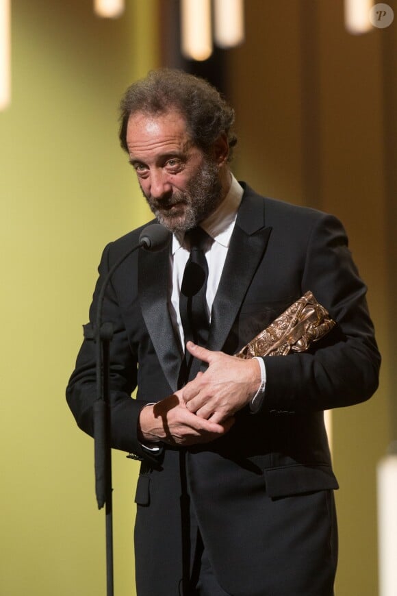 Vincent Lindon (César du meilleur acteur pour "La loi du marché") - 41e cérémonie des César au Théatre du Chatelet à Paris le 26 février 2016