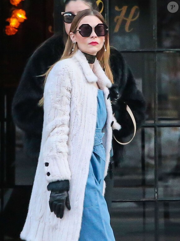 Jaime King à la sortie du Bowery Hotel à New York, le 27 janvier 2016.