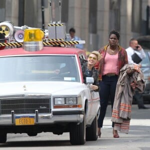 Exclusif - Kristen Wiig, Leslie Jones et Melissa McCarthy sur le tournage du film "Ghostbusters" à Boston, le 8 juillet 2015.