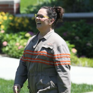 Exclusif - Melissa McCarthy en costume de Ghostbuster sur le tournage à Boston le 30 juin 2015.