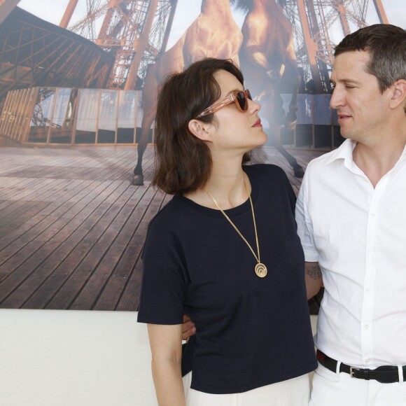 Exclusif - Marion Cotillard et son compagnon Guillaume Canet - People lors du Longines Paris Eiffel Jumping au Champ-de-Mars à Paris, le 4 juillet 2015.