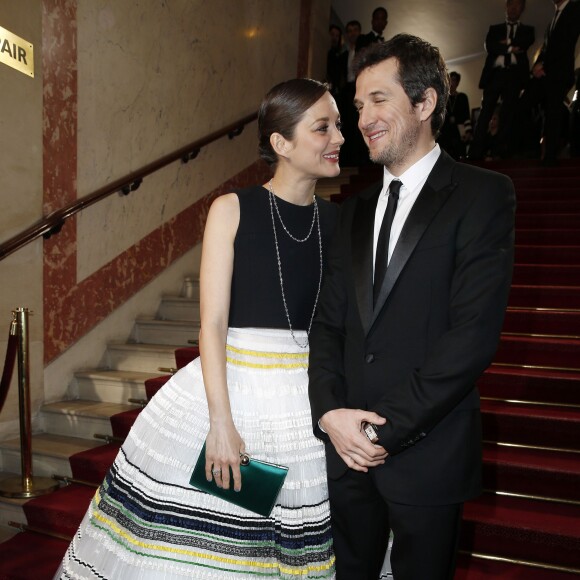 Guillaume Canet et sa compagne Marion Cotillard - Arrivées Intérieur - 40ème cérémonie des Cesar au théâtre du Châtelet à Paris, le 20 février 2015.