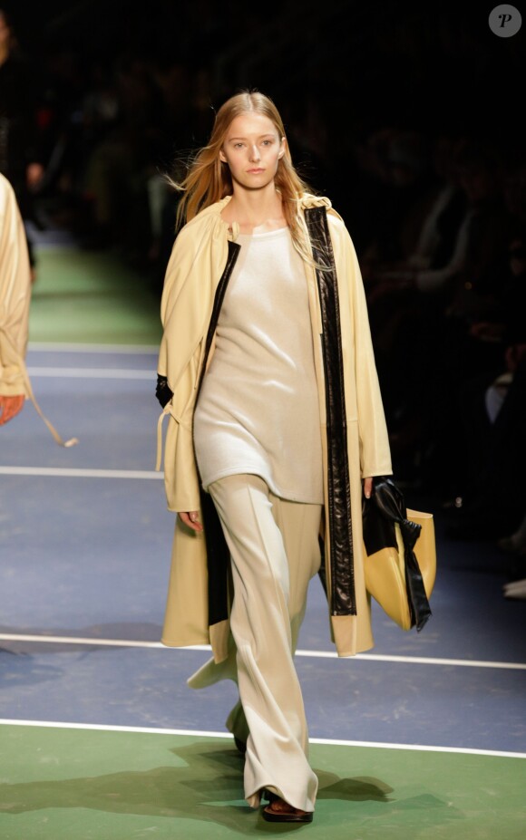 Défilé Céline (collection automne-hiver 2016-2017) au Tennis Club de Paris. Paris, le 6 mars 2016.