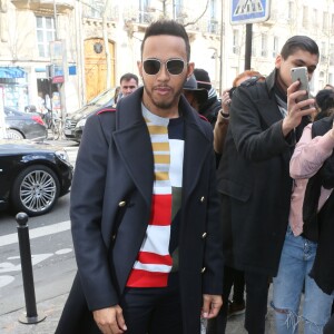 Lewis Hamilton arrive au lycée Carnot pour assister au défilé John Galliano. Paris, le 6 mars 2016.© CVS / Veeren / Bestimage