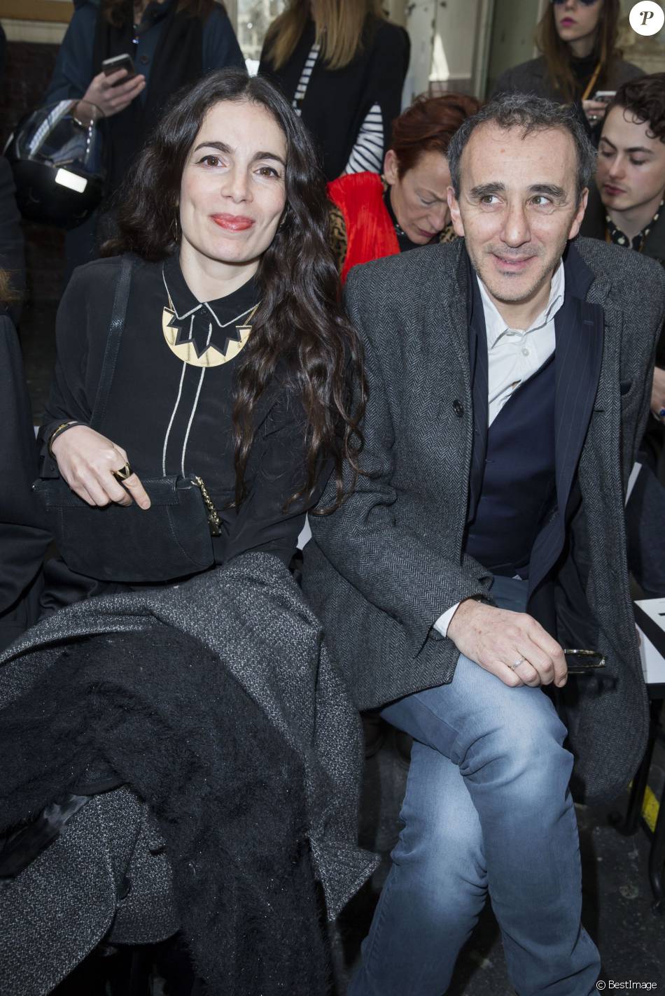 Elie Semoun Et Sa Compagne Yael Naim et Elie Semoun - Défilé John Galliano (collection automne -hiver  2016/2017) au lycée Carnot. Paris, le 6 mars 2016. - Purepeople