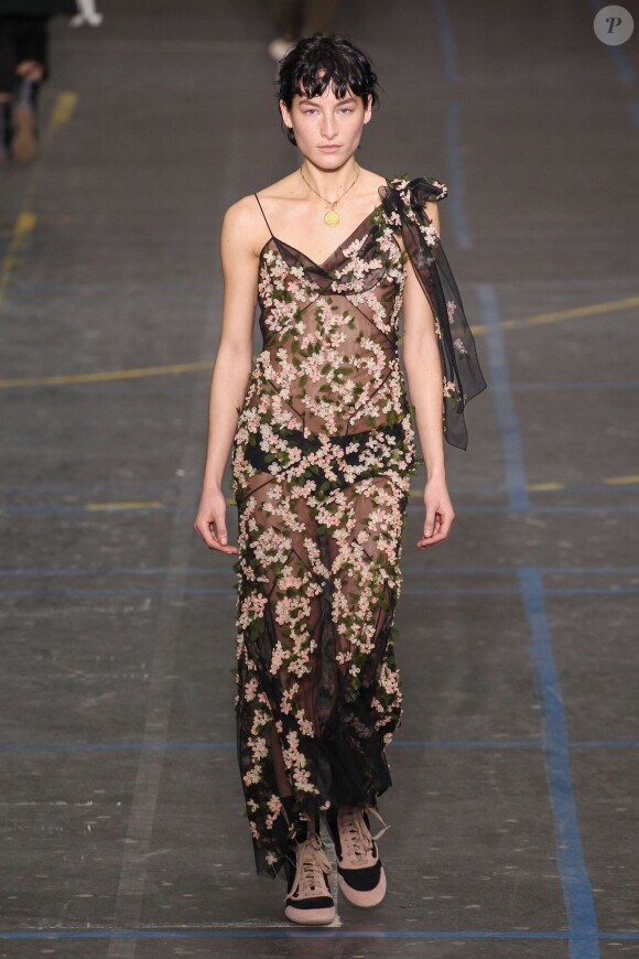 Défilé John Galliano (collection automne -hiver 2016/2017) au lycée Carnot. Paris, le 6 mars 2016.
