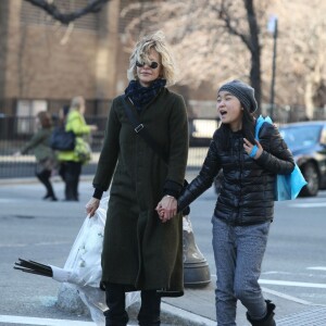 Meg Ryan et sa fille Daisy True faisant du shopping dans le quartier de Soho à New York le 6 mars 2016