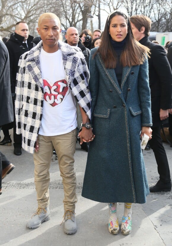 Pharrell Williams et sa femme Helen Lasichanh - Arrivées au défilé de mode prêt-à-porter "Chanel", collection automne-hiver 2016/2017, à Paris. Le 8 mars 2016 © CVS / Veeren / Bestimage