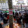 Des hommages devant le Bataclan à Paris, le 16 novembre 2015.