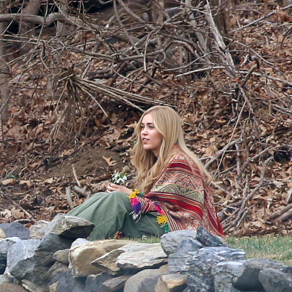Miley Cyrus tourne avec Woody Allen pour une série diffusée par Amazon, dans le comté de Westchester près de New York le 10 mars 2016.