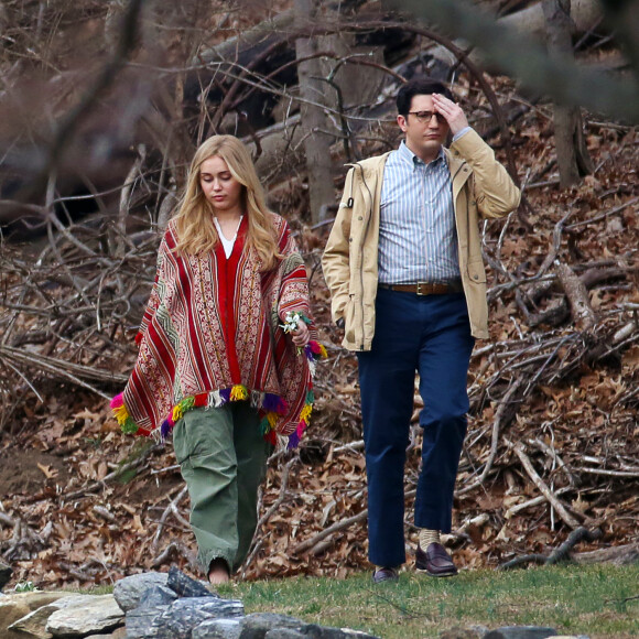 Miley Cyrus tourne avec Woody Allen pour une série diffusée par Amazon, dans le comté de Westchester près de New York le 10 mars 2016.