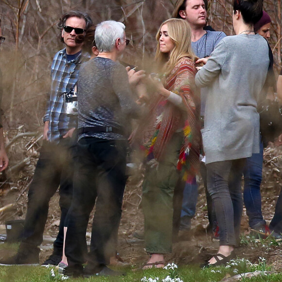 Miley Cyrus tourne avec Woody Allen dans le comté de Westchester près de New York le 10 mars 2016.