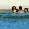 Exclusif - Sonia Rolland en vacances avec ses filles Kahina Lespert et Tess Rocancourt, et ses amies Hélène de Fougerolles et Delphine McCarty (femme de Christophe Michalak), à l'île Maurice le 1er mars 2016