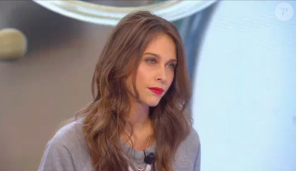 Ophélie Meunier, dans Le Tube sur Canal+ le samedi 12 mars 2016.