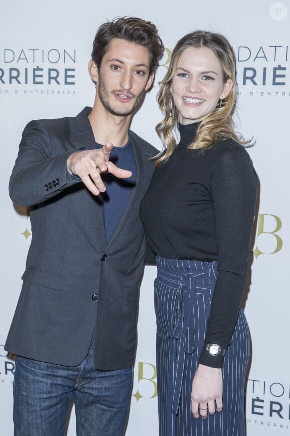 Pierre Niney et Margot Bancilhon - Avant Première du film "Five" prix cinéma 2016 de la Fondation Barrière à Paris le 14 mars 2016. © Olivier Borde/Bestimage