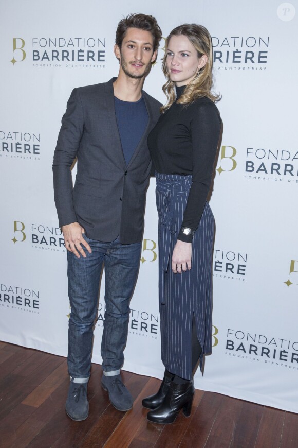 Pierre Niney et Margot Bancilhon - Avant Première du film "Five" prix cinéma 2016 de la Fondation Barrière à Paris le 14 mars 2016. © Olivier Borde/Bestimage