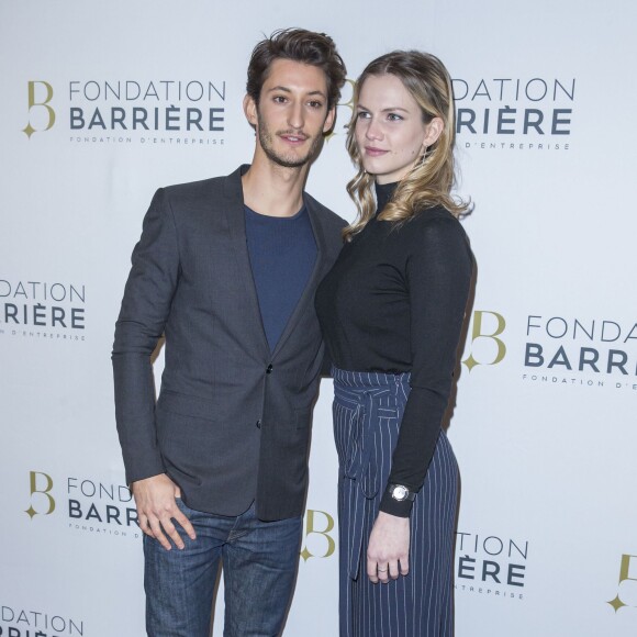 Pierre Niney et Margot Bancilhon - Avant Première du film "Five" prix cinéma 2016 de la Fondation Barrière à Paris le 14 mars 2016. © Olivier Borde/Bestimage