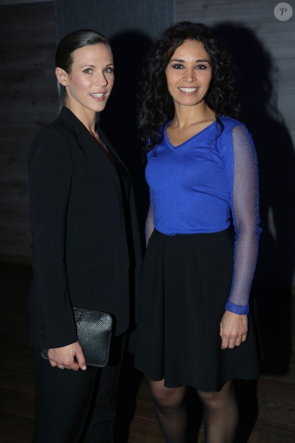 Lorie Pester et Aïda Touihri, lors du gala de charité Séchez les petites larmes, aux salons Nework (Yachts de Paris), à Paris le 15 mars 2016.