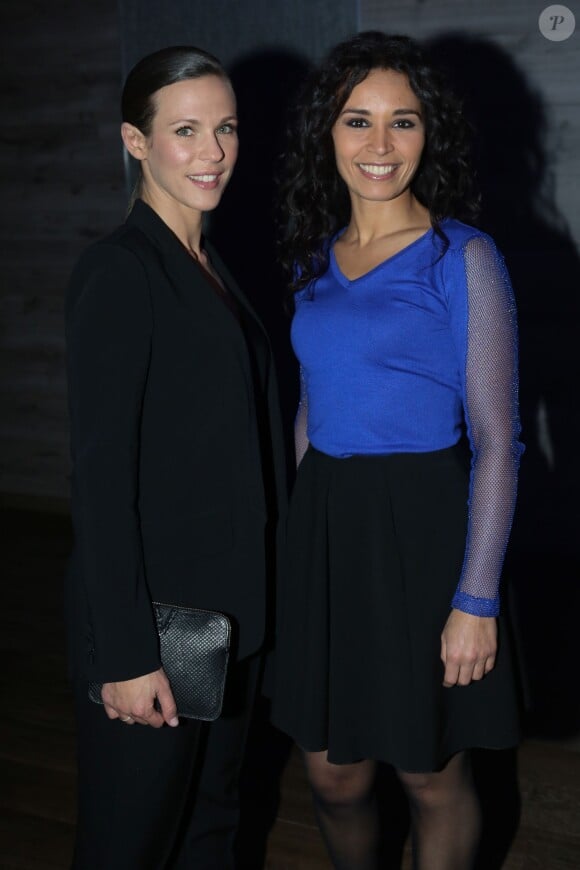 Lorie Pester et Aïda Touihri, lors du gala de charité Séchez les petites larmes, aux salons Nework (Yachts de Paris), à Paris le 15 mars 2016.