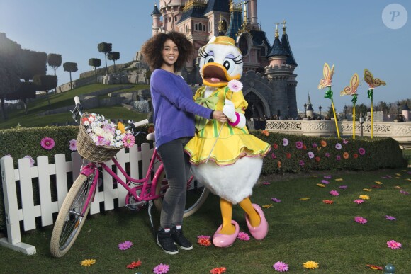 Aurélie Konaté - Disneyland Paris s'habille aux couleurs du Printemps. Mars 2016