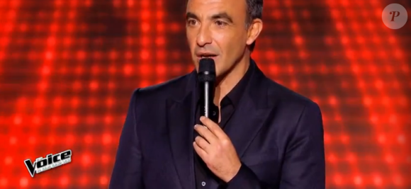 Nikos Aliagas lors des battles de The Voice 5, samedi 19 mars 2016, sur TF1