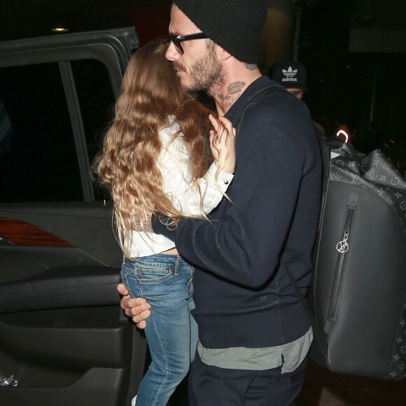 David Beckham et ses enfants Brooklyn, Romeo, Cruz et Harper arrivent à l'aéroport LAX de Los Angeles, le 24 mars 2016.