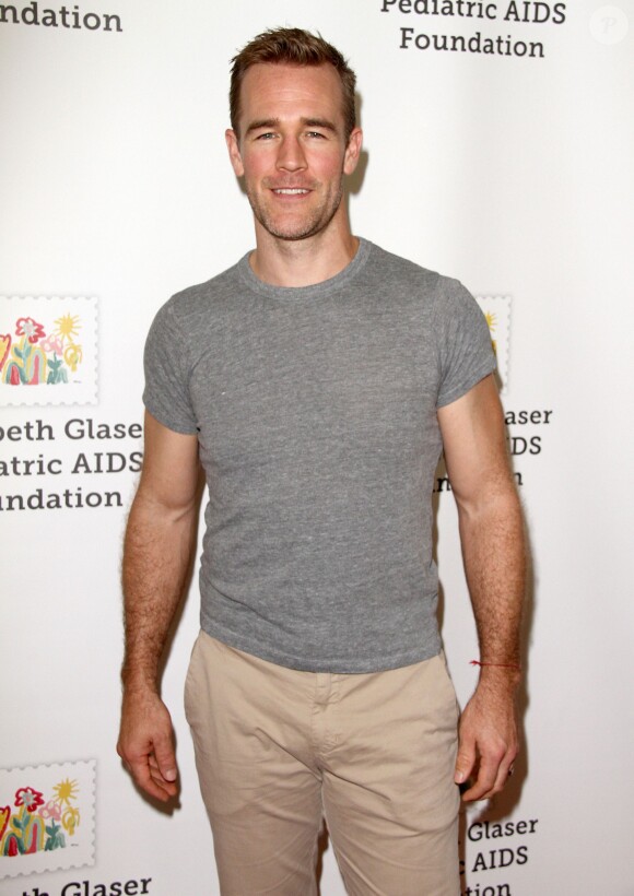 James Van Der Beek à la 26ème soirée caritative "The Elizabeth Glaser Pediatric AIDS" à Los Angeles, le 25 octobre 2015