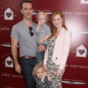 James Van Der Beek, sa femme Kimberly Van Der Beek, et leurs enfants Olivia Van Der Beek et Joshua Van Der Beek - Soirée de charité annuelle John Varvatos à West Hollywood, le 13 avril 2014.