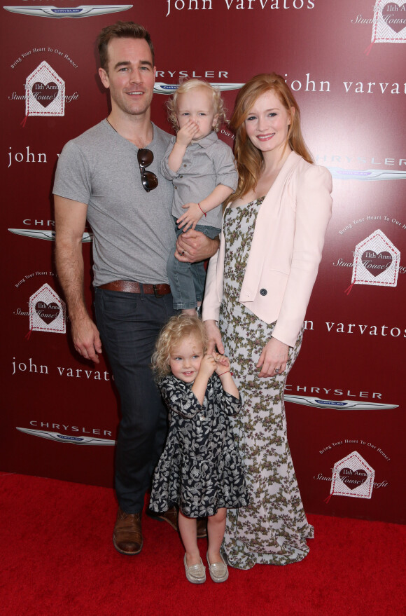 James Van Der Beek, sa femme Kimberly Van Der Beek, et leurs enfants Olivia Van Der Beek et Joshua Van Der Beek - Soirée de charité annuelle John Varvatos à West Hollywood, le 13 avril 2014.