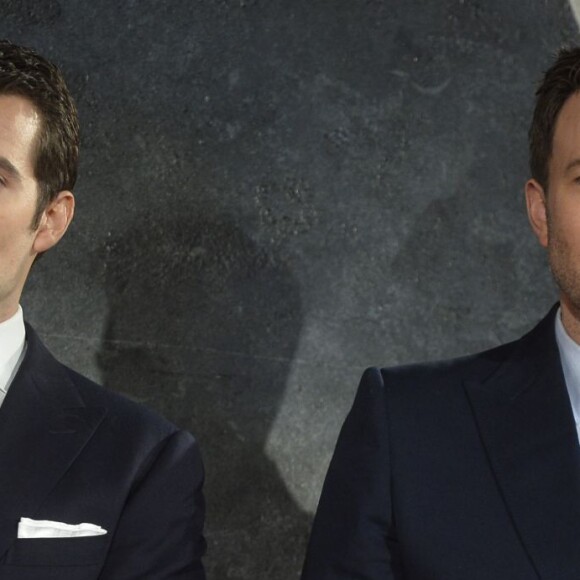 Henry Cavill et Ben Affleck lors de la première européenne du film "Batman V Superman : L'Aube de la Justice" au Odeon Cinema, Leicester Square à Londres, le 22 mars 2016.