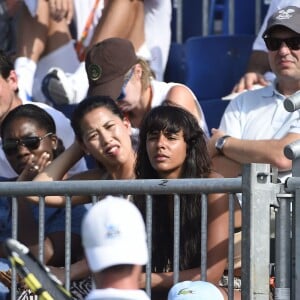 Shy'm a assisté impuissante à la cinglante défaite (6-3, 6-0) de son amoureux Benoît Paire au troisième tour du tournoi de Miami contre son compatriote Richard Gasquet, le 27 mars 2016.