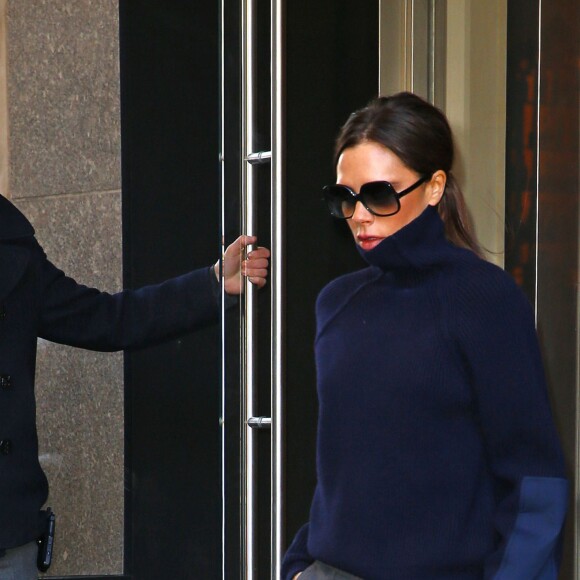 Victoria Beckham sort de son hôtel pour se rendre dans ses ateliers afin de préparer son défilé pour la fashion week à New York le 13 février 2016. © CPA/BESTIMAGE