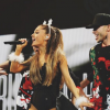 Ricky Alvarez et Ariana Grande lors du Jingle Ball. photo publiée sur Instagram.
