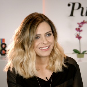 Clara Morgane en interview avec Laurent Argelier pour Purepeople le 4 avril 2016.