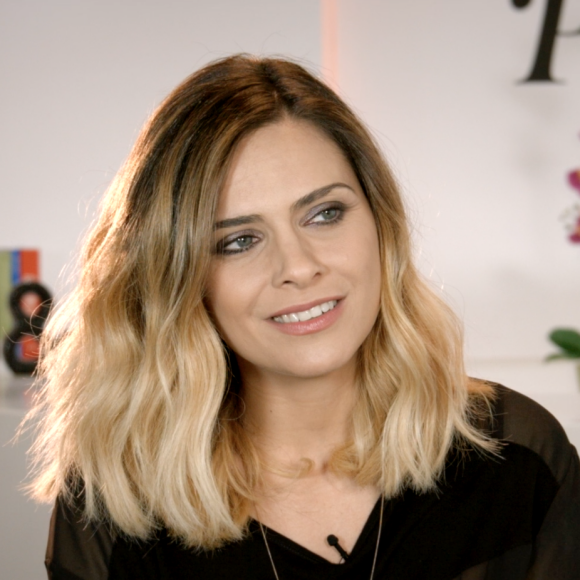 Clara Morgane en interview avec Laurent Argelier pour Purepeople le 4 avril 2016.