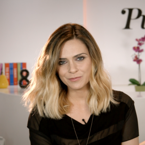 Clara Morgane en interview avec Laurent Argelier pour Purepeople le 4 avril 2016.