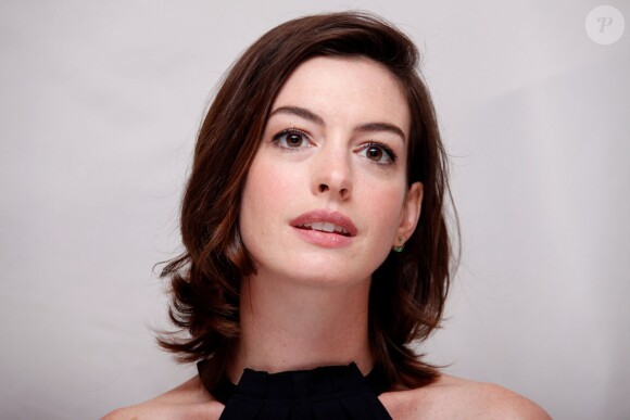 Anne Hathaway, en conférence de presse pour le film "The Intern" à New York le 29 aout 2015.
