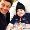 Kev Adams avec le jeune Ethan, décédé le 6 avril 2016.