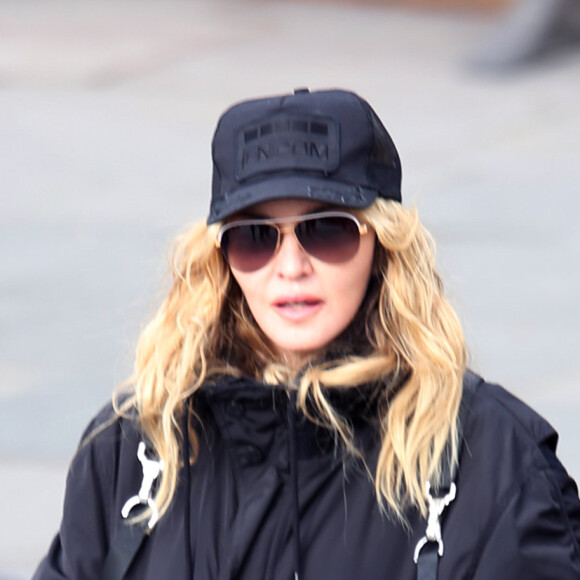 Madonna dans les rues de Londres le 10 avril 2016