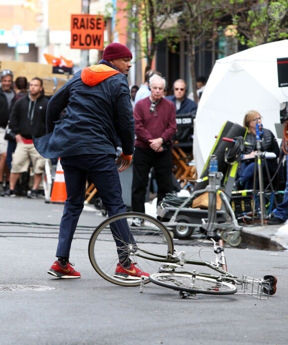 Will Smith et Jacob Latimore sur le tournage du film "Collateral Beauty" à New York, le 31 mars 2016.