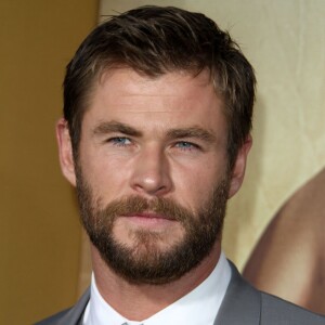 Chris Hemsworth à l'avant-première du film "Le Chasseur et la reine des glaces" Los Angeles le 11 avril 2016