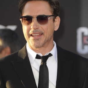 Robert Downey Jr. à la première de Captain America: Civil War au Dolby Theatre à Hollywood, le 12 avril 2016.