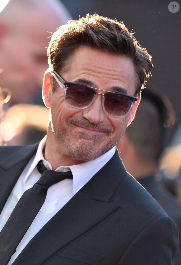 Robert Downey Jr à la première de Captain America: Civil War au Dolby Theatre à Hollywood, le 12 avril 2016.