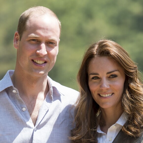 Kate Middleton et le prince William ont fait un trek de près de trois heures le 15 avril 2016 au Bhoutan pour atteindre le monastère bouddhiste Taktshang, dit "la tanière du tigre", berceau du bouddhisme au Bhoutan surplombant la vallée de Paro, à l'avant-dernier jour de leur tournée royale en Inde et au Bhoutan.