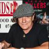 Brian Johnson de AC/DC en dédicace de son autobiographie Rockers and Rollers dans le New Jersey le 26 mai 2011