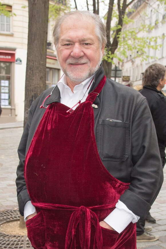 Pierre Santini lors de la présentation de la Collection de Tabliers Zezette by Montmartre, a Paris le 17 Avril 2016.