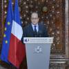 Le président de la République François Hollande fait un discours devant la communauté française au Liban pendant une réception à la résidence des Pins, la résidence de l'ambassadeur de France à Beyrouth, le 16 avril 2016.