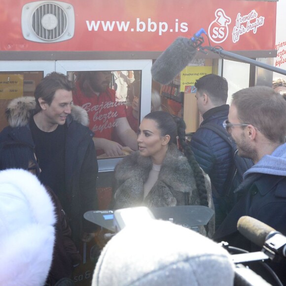 Kim Kardashian et Jonathan Cheban à Reykjavík en Islande. Le 18 avril 2016.