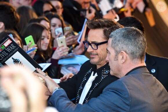 Robert Downey Jr. - Arrivée des people à l'avant-première du film "Captain America : Civil War" au Grand Rex à Paris, le 18 avril 2016.