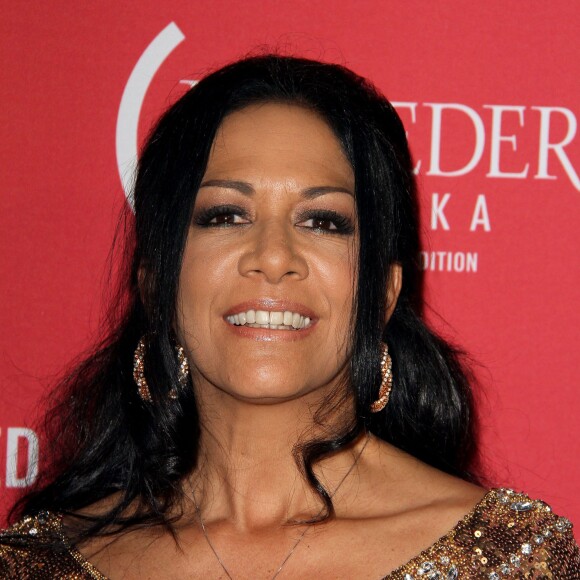 Sheila E. à Los Angeles le 10 février 2012. La chanteuse a été brièvement fiancée à Prince en 1985 